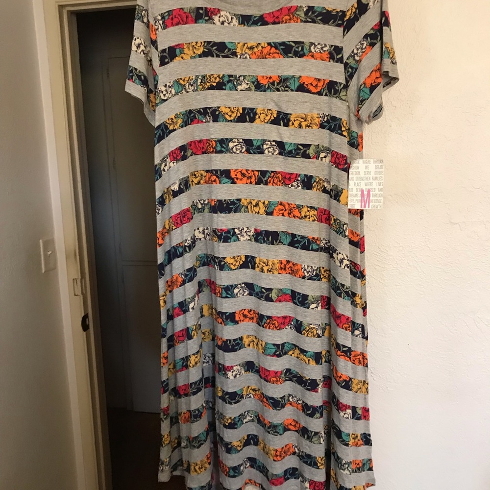 Lularoe Carly